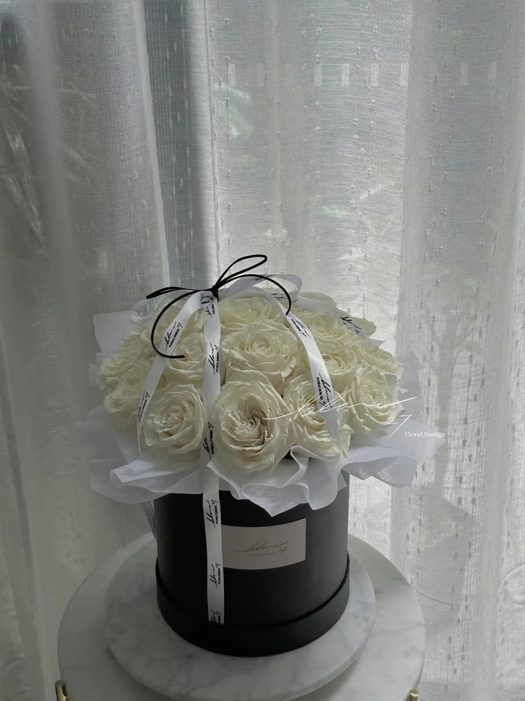 Rose Only Hat Box - Round Style