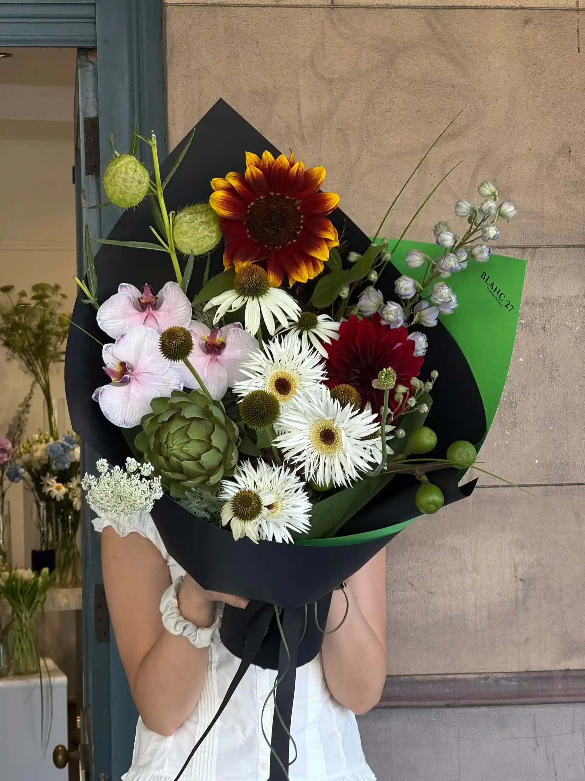 Surprise Me (Simple & Chic)