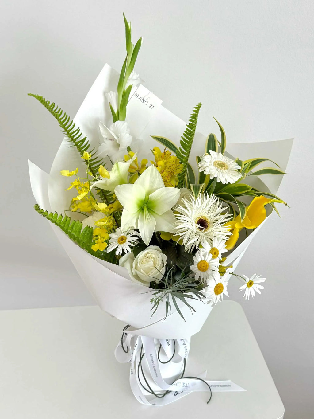 Surprise Me (Simple & Chic)