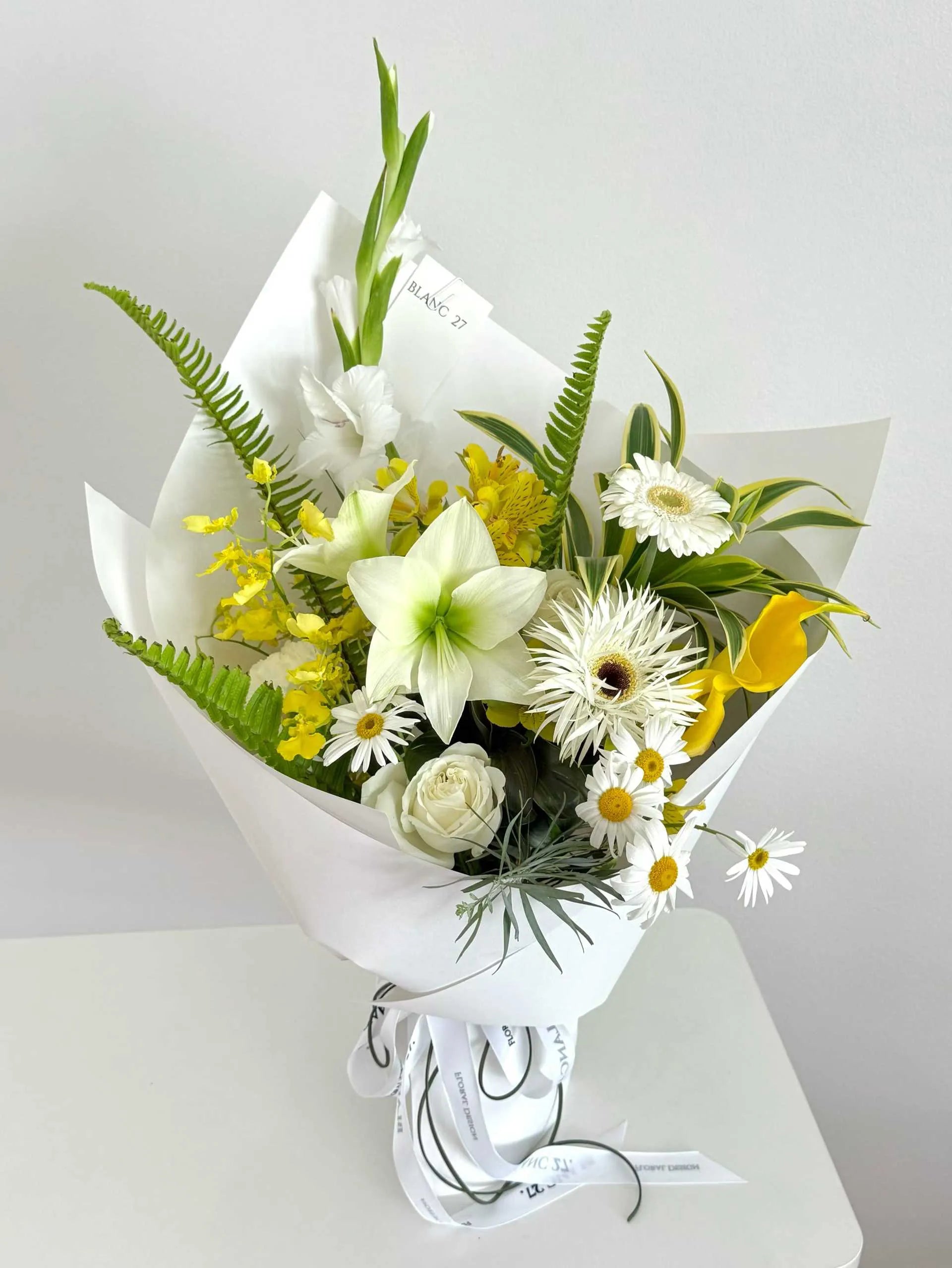 Surprise Me (Simple & Chic)